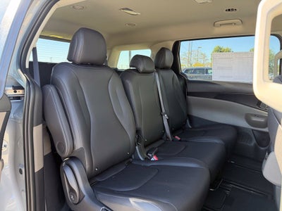 2027 Kia Carnival LXS