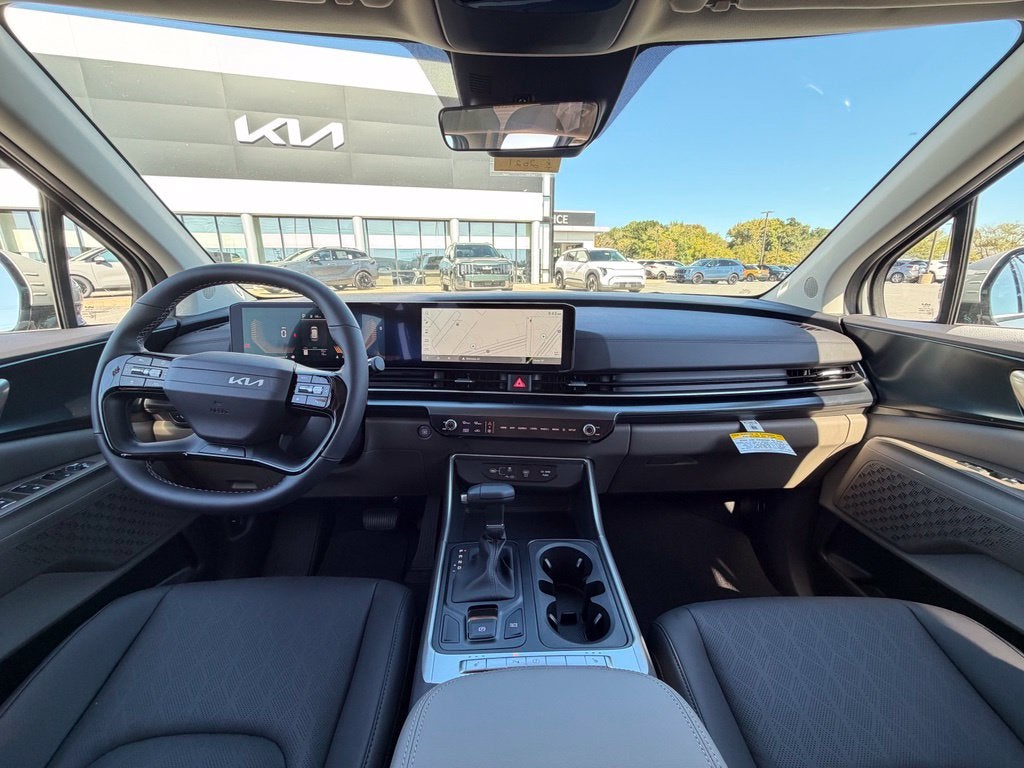 2027 Kia Carnival LXS