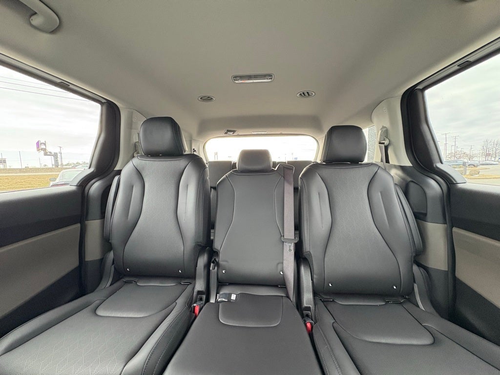 2026 Kia Carnival LXS