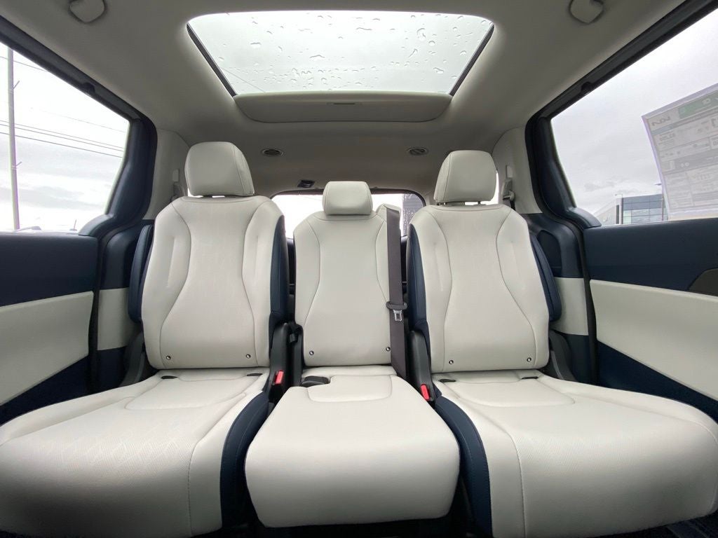 2026 Kia Carnival SX