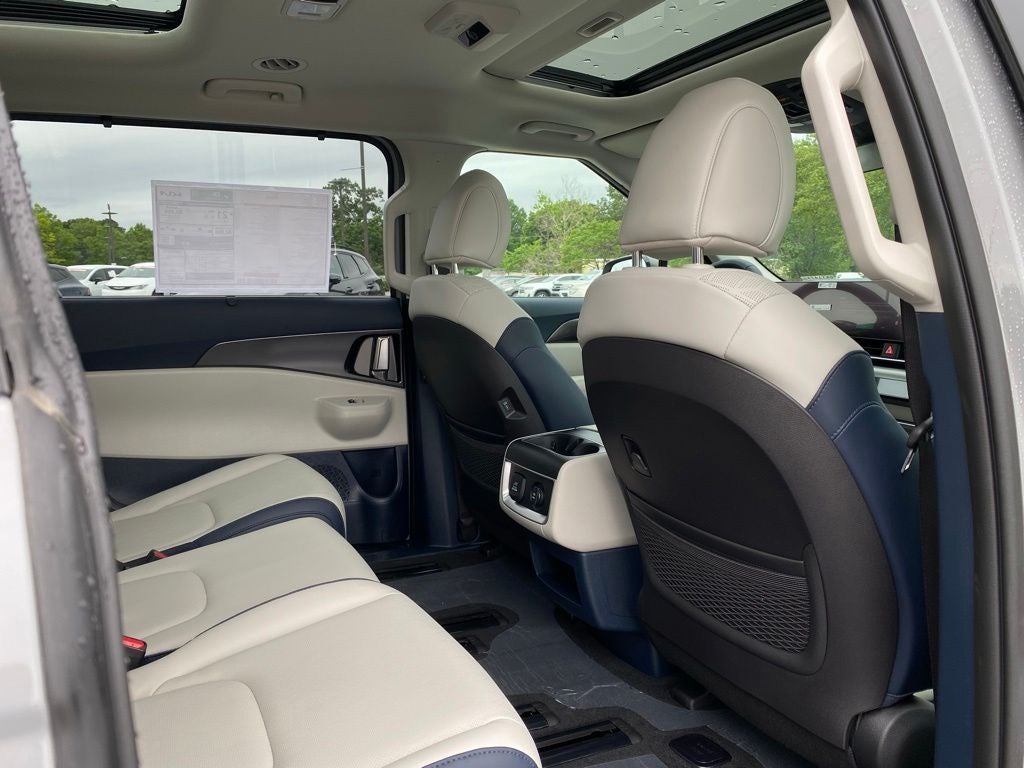 2026 Kia Carnival SX