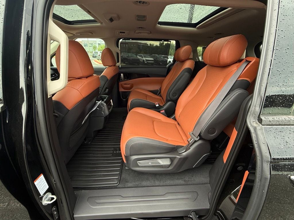 2027 Kia Carnival Hybrid SX Prestige