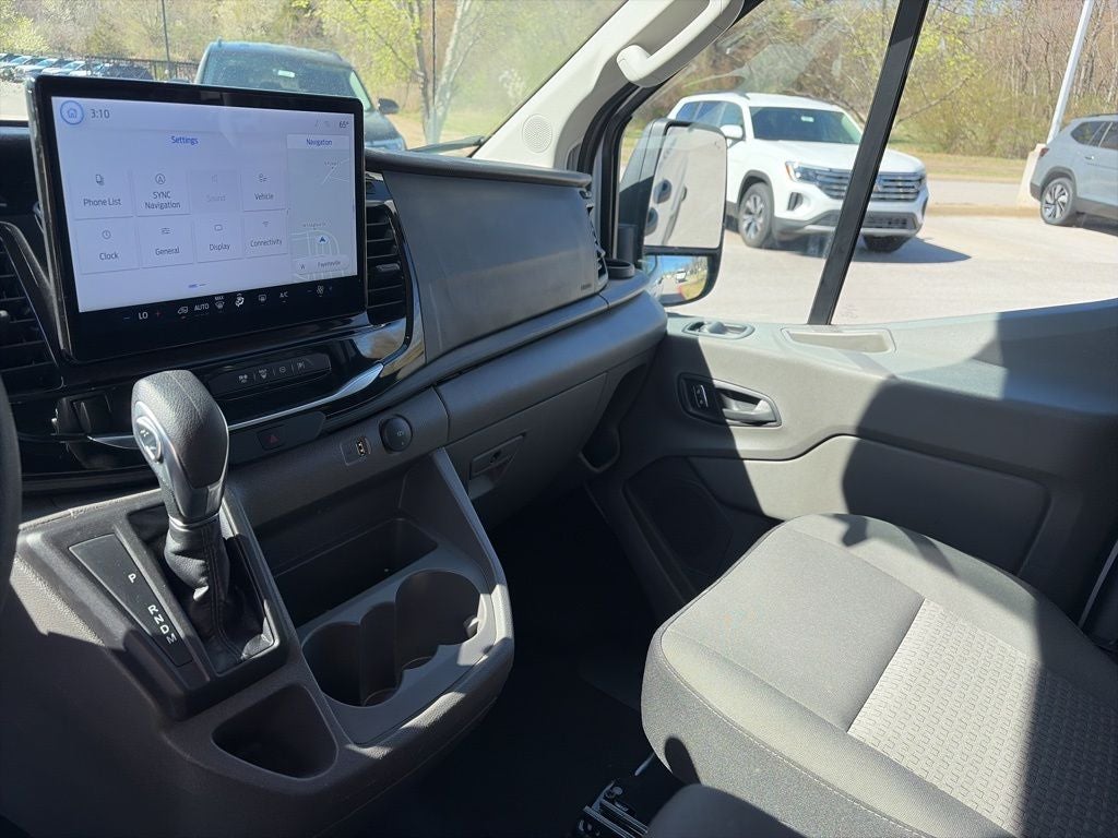2024 Ford Transit-350 XLT