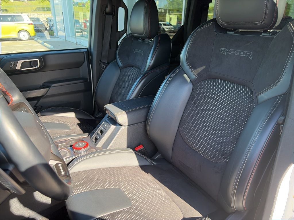 2024 Ford Bronco Raptor 17" BEADLOCK WHEELS, SUEDE SEATING