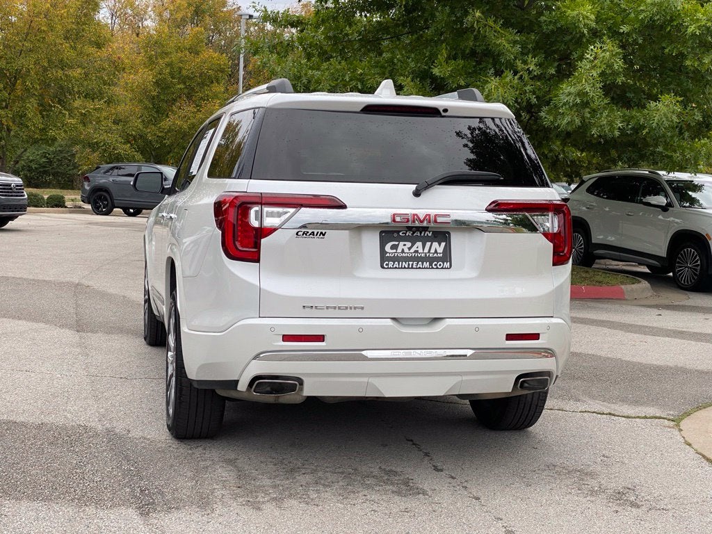 2023 GMC Acadia Denali