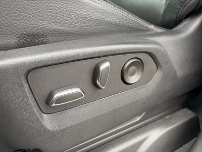 2022 GMC Yukon XL Denali AWD BLACKOUT CLEAN CARFAX