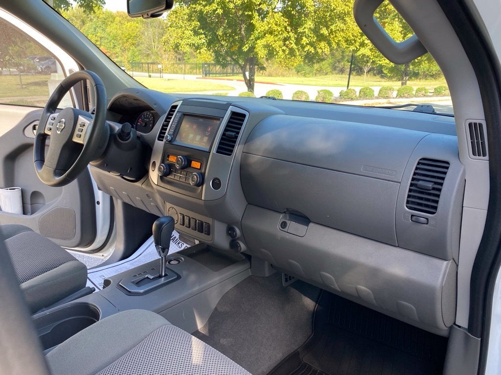 2021 Nissan Frontier SV
