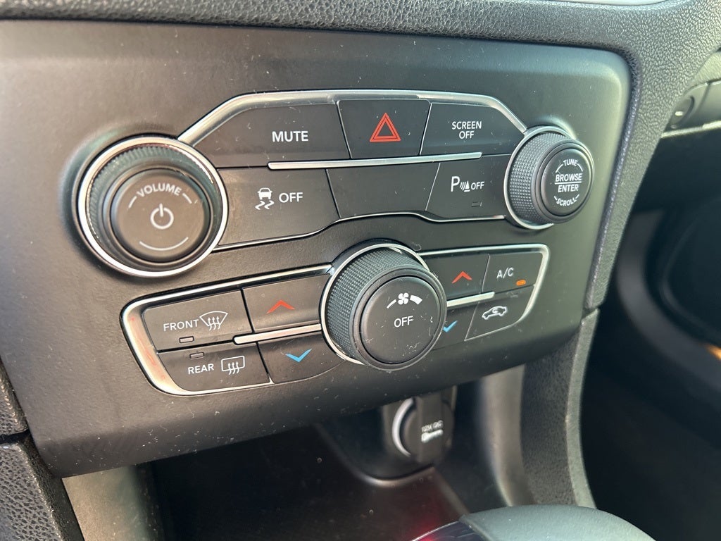 2022 Dodge Charger SXT