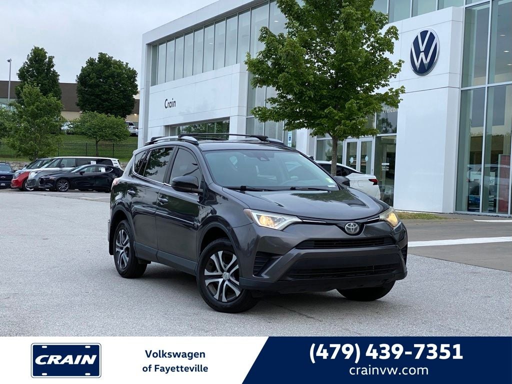 2017 Toyota RAV4 LE