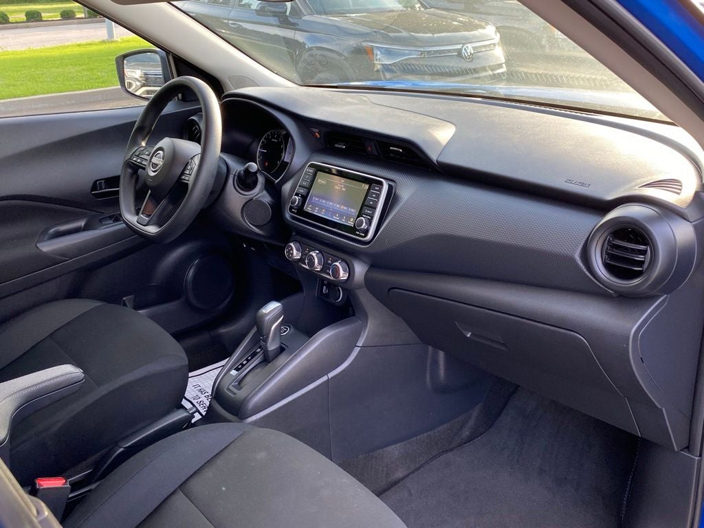 2025 Nissan Kicks Play S