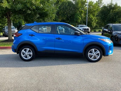 2025 Nissan Kicks Play S