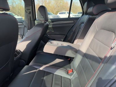 2016 Volkswagen Golf GTI SE w/Performance Package