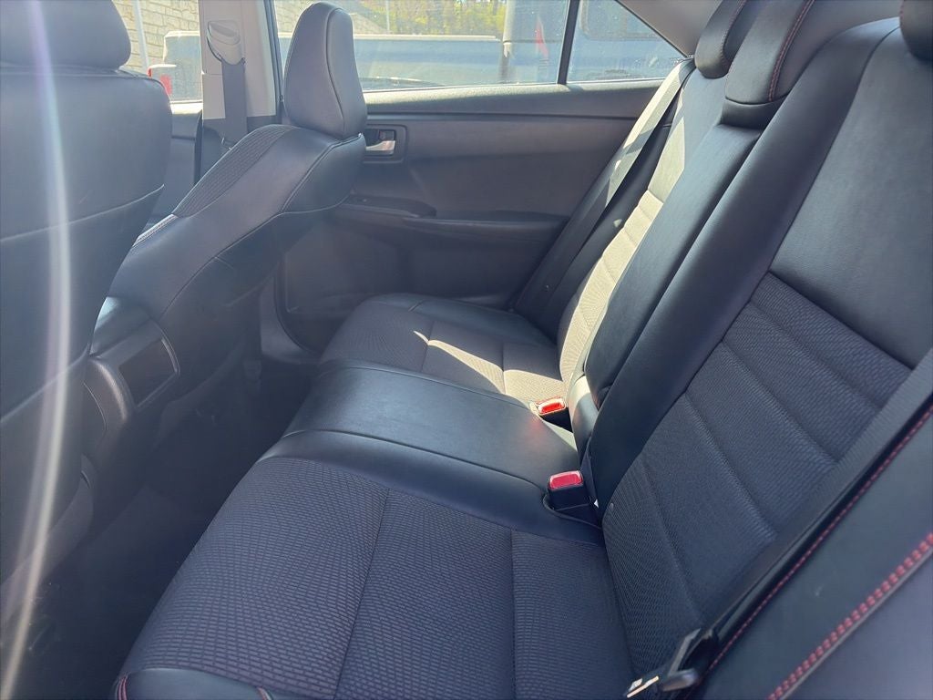 2017 Toyota Camry SE