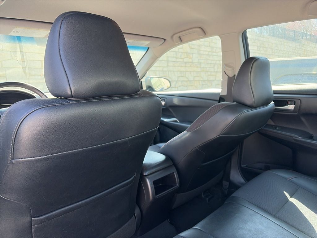 2017 Toyota Camry SE