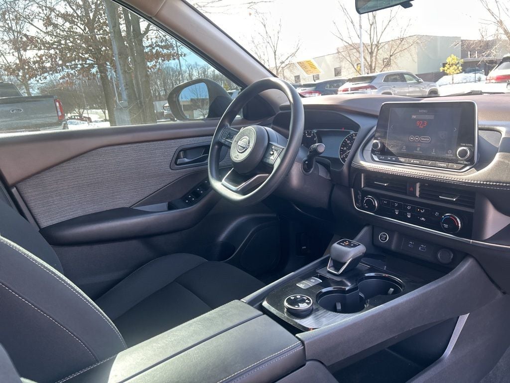 2023 Nissan Rogue S APPLE CARPLAY CLEAR CARFAX