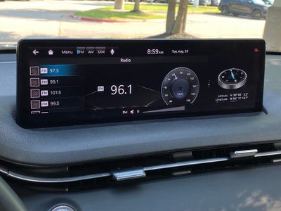 2025 Genesis GV70 2.5T