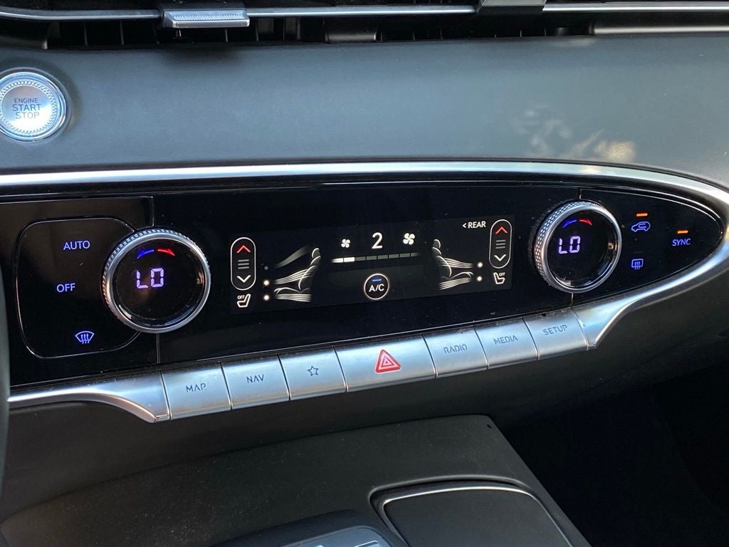 2025 Genesis GV70 2.5T