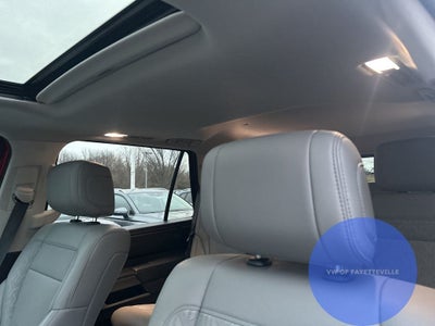 2024 Toyota Sequoia SR5 LEATHER ROOF 4x4 8 Passenger, 1 OWNER CLEAN CARFAX