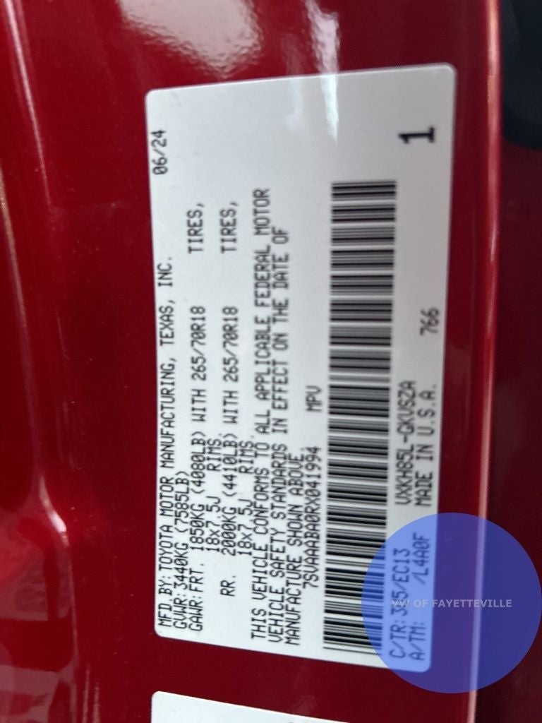 2024 Toyota Sequoia SR5 LEATHER ROOF 4x4 8 Passenger, 1 OWNER CLEAN CARFAX