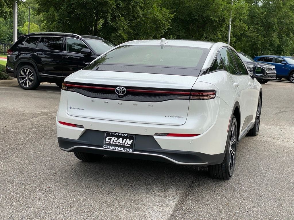 2024 Toyota Crown Limited