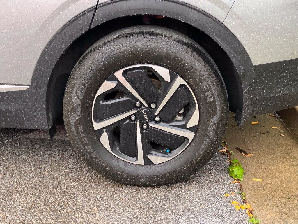 2025 Kia Sportage Hybrid LX