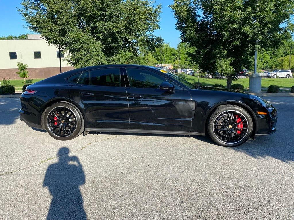 2022 Porsche Panamera 4S