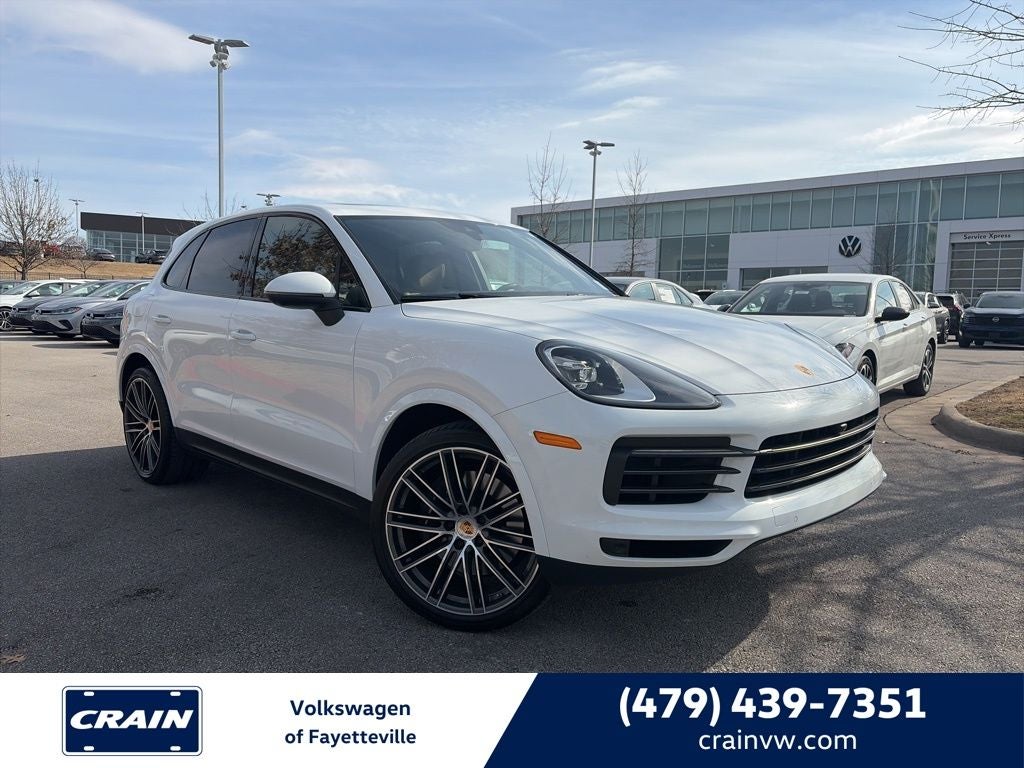 2023 Porsche Cayenne Platinum Edition