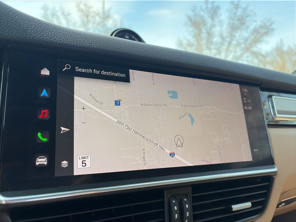 2023 Porsche Cayenne Platinum Edition