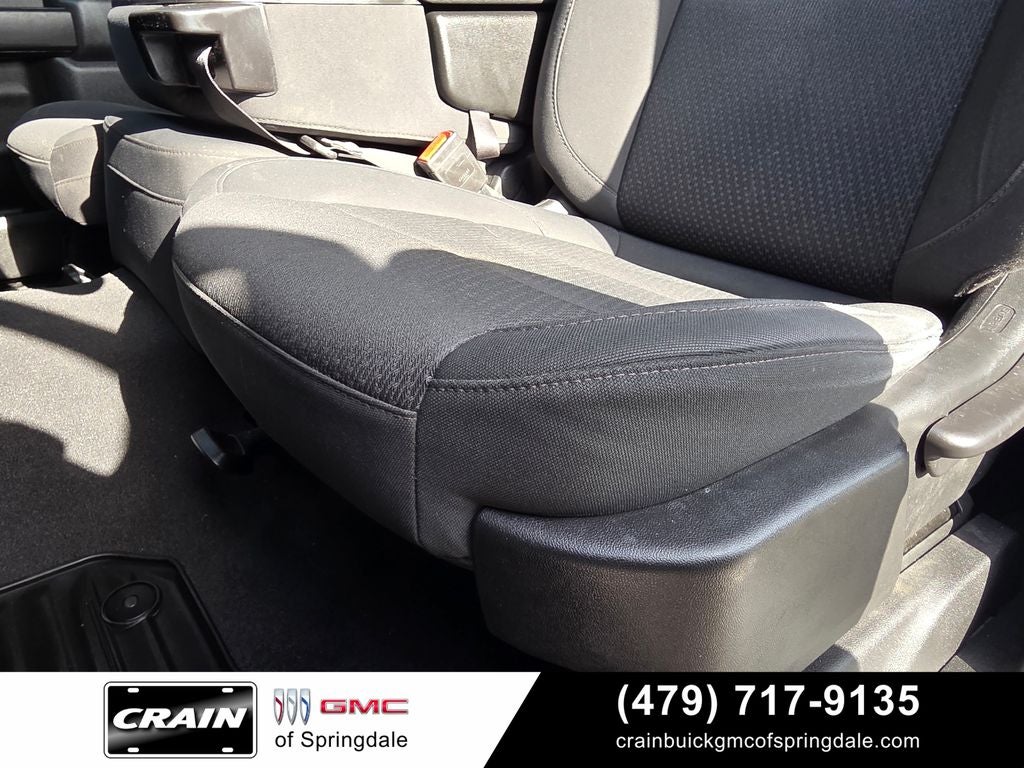 2022 Chevrolet Silverado 2500HD Custom CREW CAB 4X4GAS 6.6 V/8