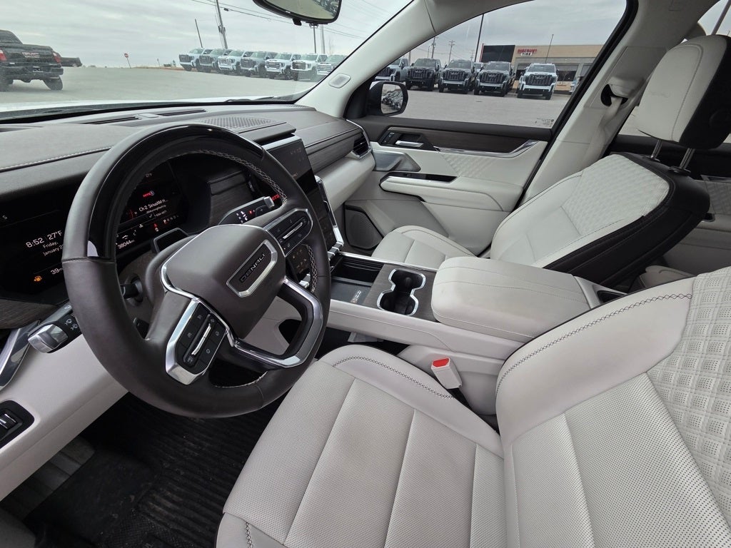 2024 GMC Acadia Denali