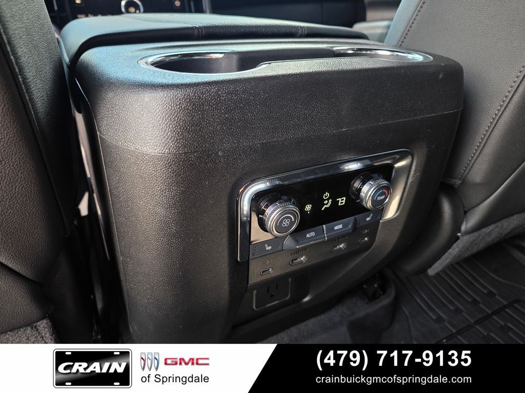 2025 GMC Yukon XL AT4