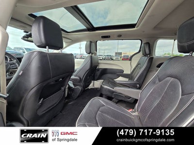 2022 Chrysler Pacifica Limited Convenience