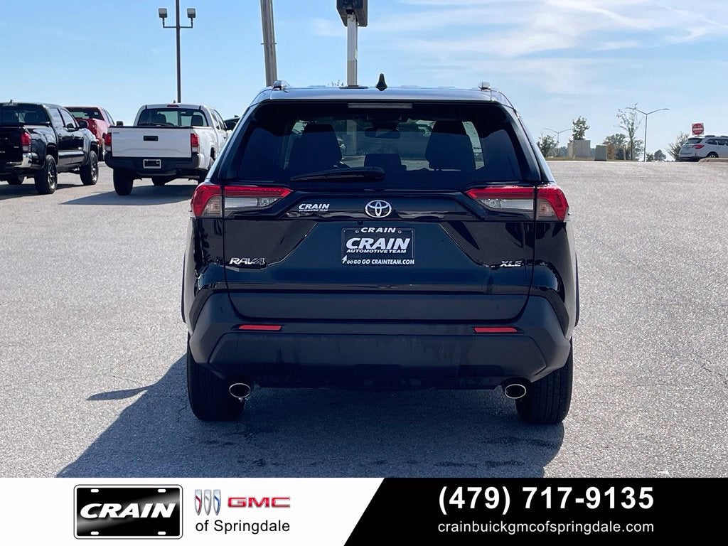 2025 Toyota RAV4 XLE