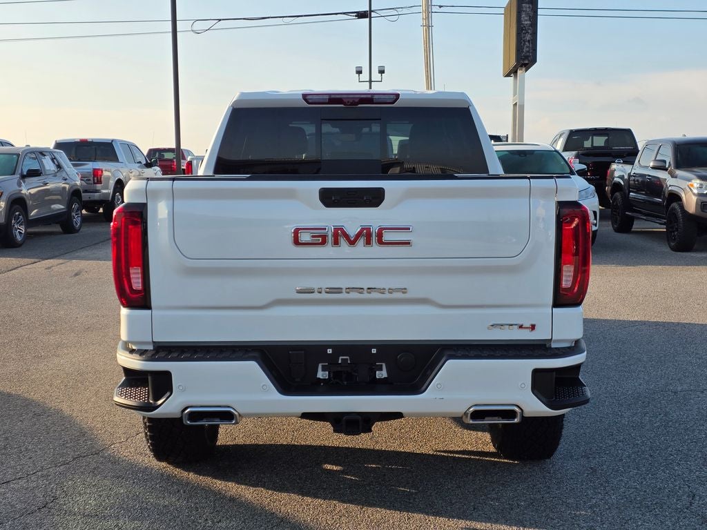 2025 GMC Sierra 1500 AT4