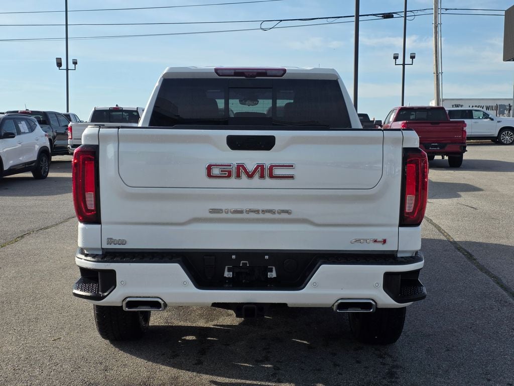 2025 GMC Sierra 1500 AT4