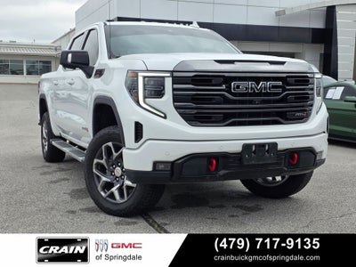 2023 GMC Sierra 1500 AT4 6.2L Heated Seats / 4WD / Nav