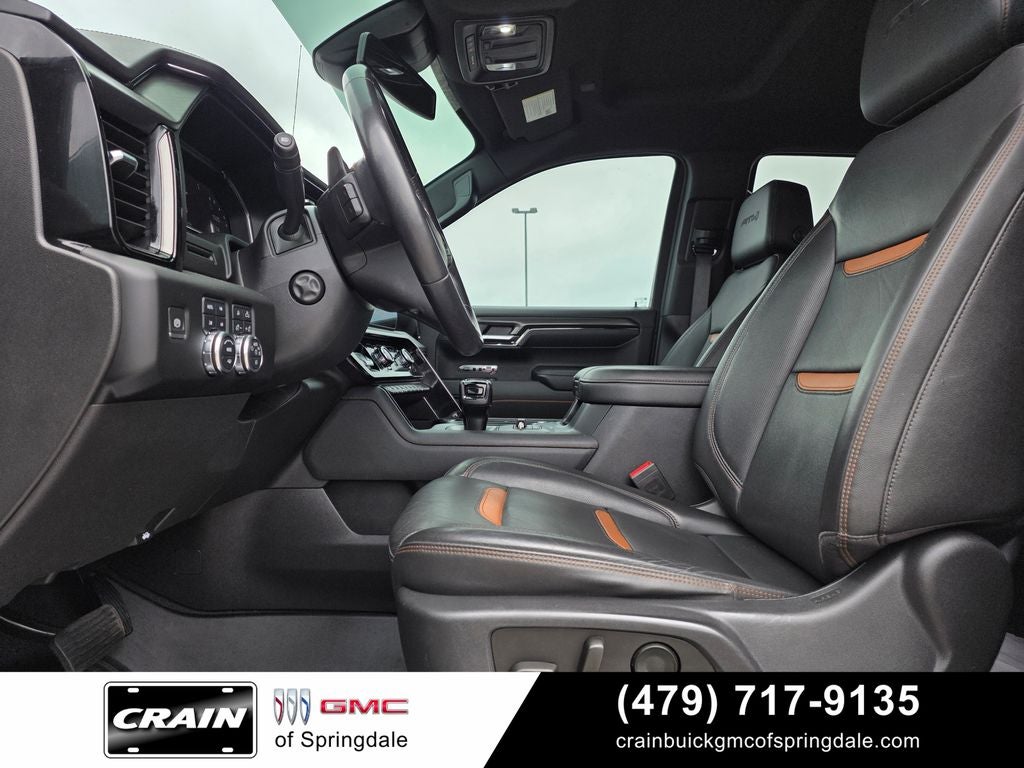 2023 GMC Sierra 1500 AT4 6.2L Heated Seats / 4WD / Nav