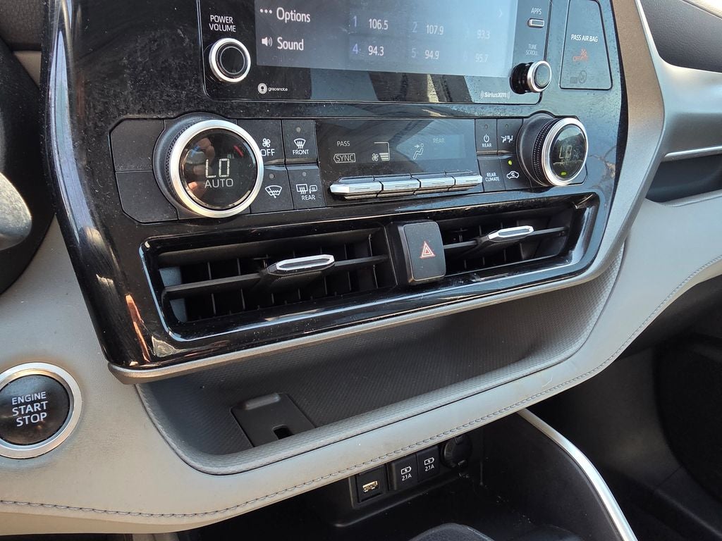 2021 Toyota Highlander L