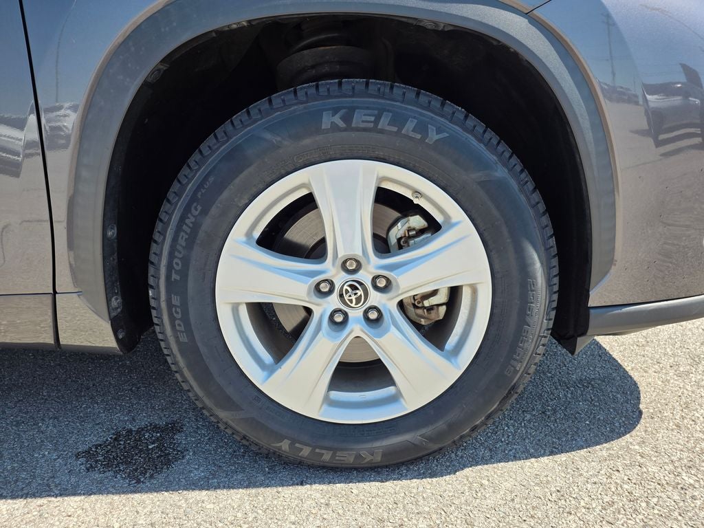 2021 Toyota Highlander L