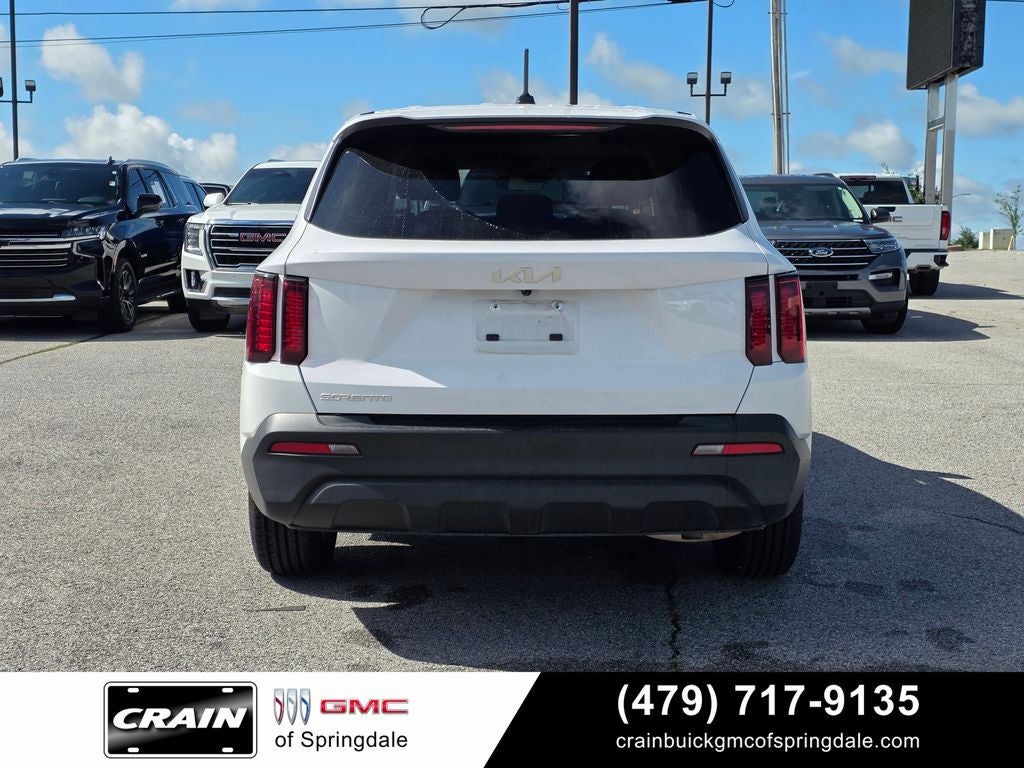 2023 Kia Sorento LX