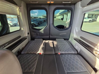 2021 Mercedes-Benz Sprinter 2500 Crew 144 WB