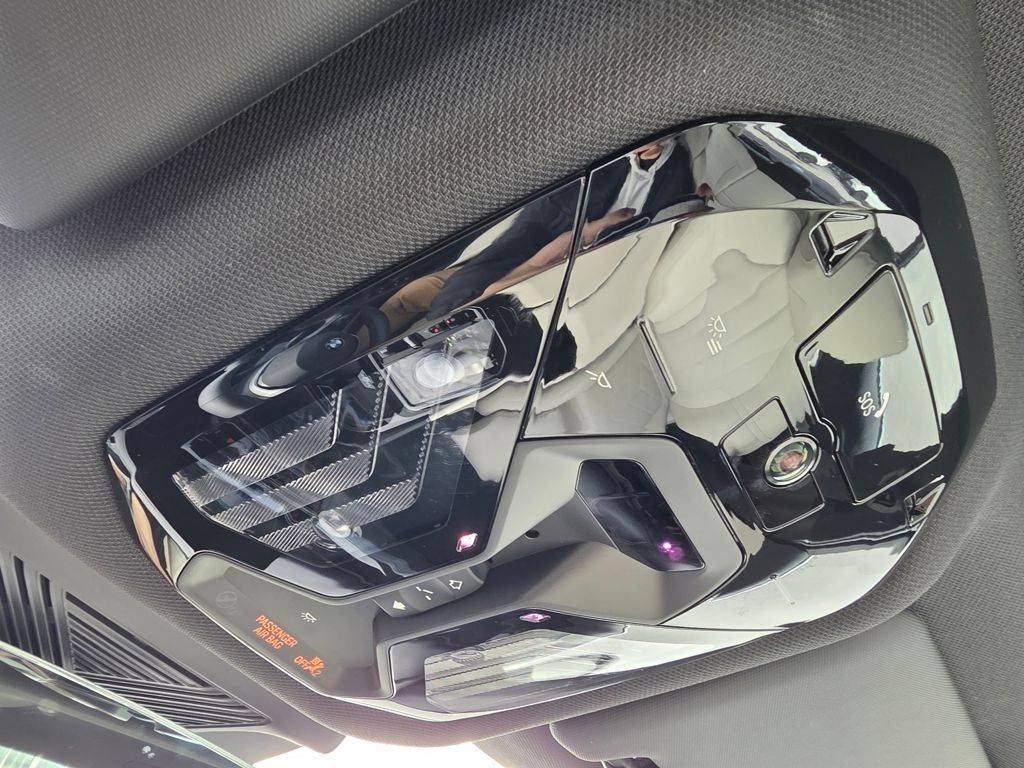 2024 BMW 5 Series 530i