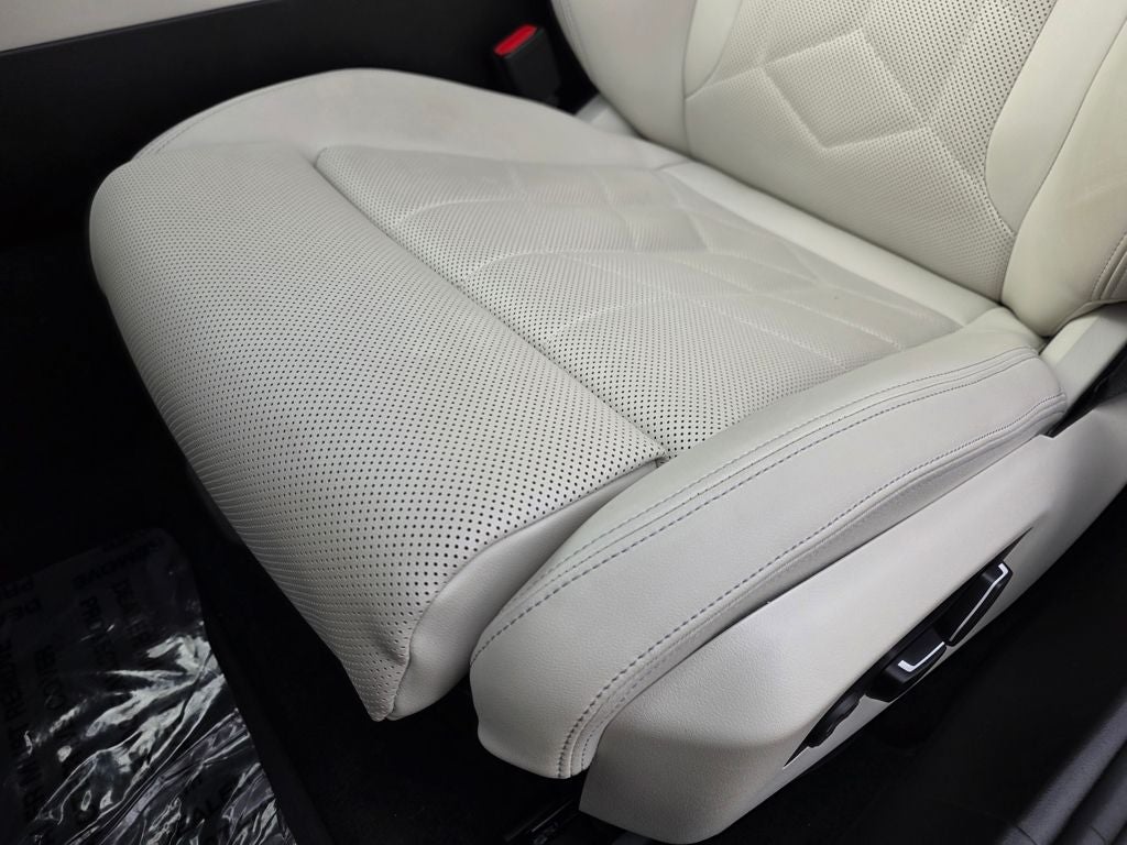 2024 BMW 5 Series 530i