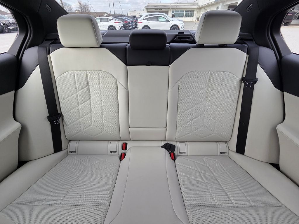 2024 BMW 5 Series 530i