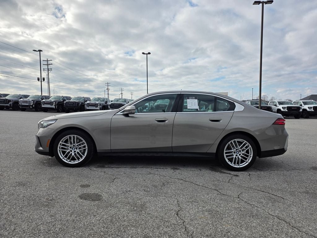 2024 BMW 5 Series 530i