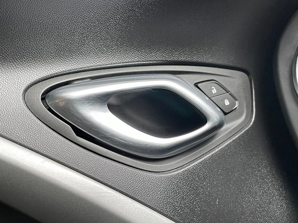 2022 Chevrolet Camaro 1LS