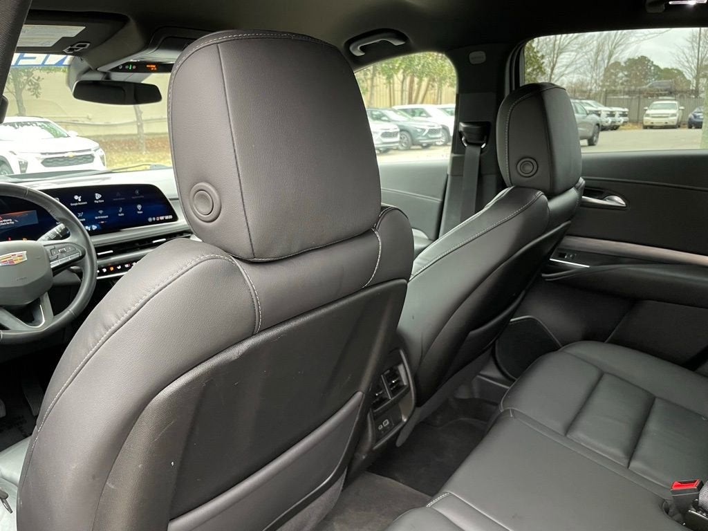 2024 Cadillac XT4 Premium Luxury