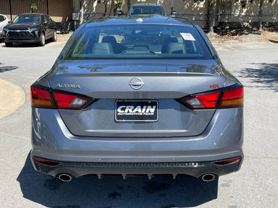 2025 Nissan Altima SR