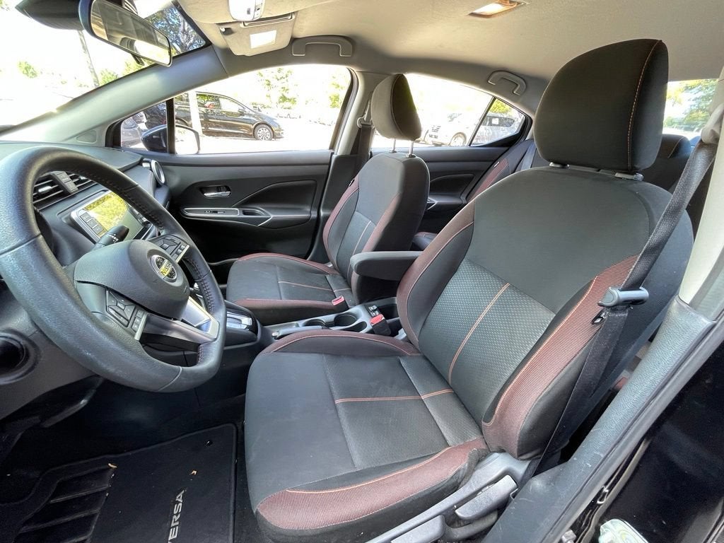 2020 Nissan Versa SR