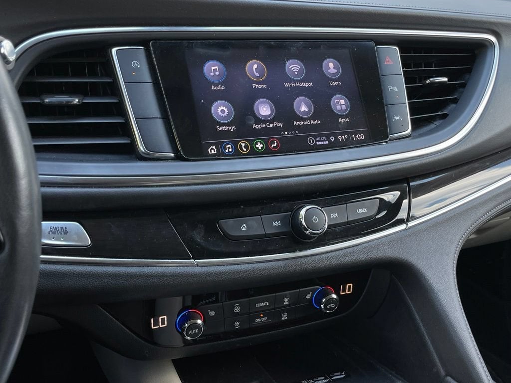 2023 Buick Enclave Essence